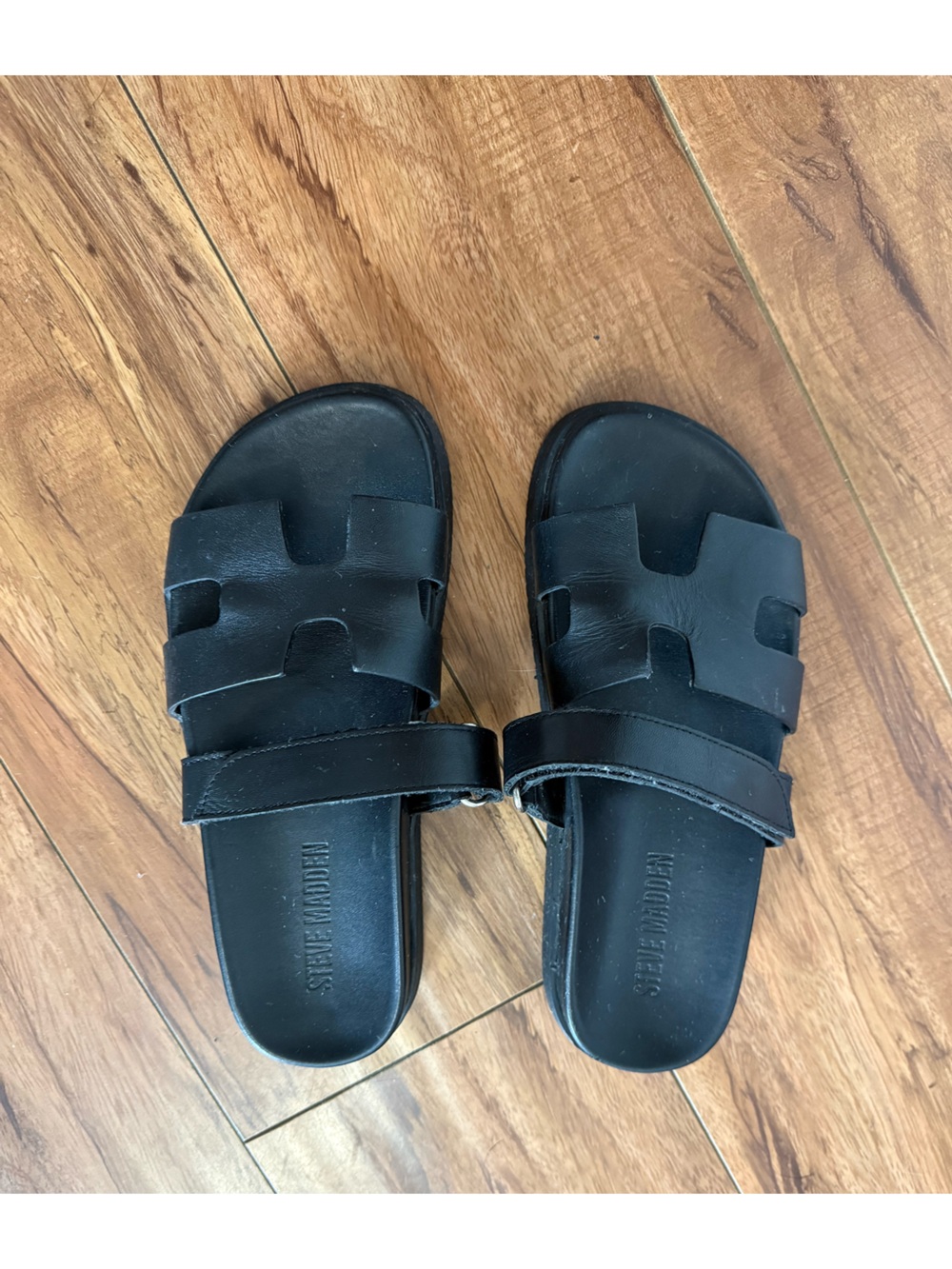Steve Madden Mayven Black Cutout Leather Slide Sandals